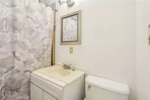 826 Del Valle Ave, La Puente, CA 91744 - Photo 19