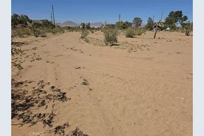 31357 Pawnee Street, Lucerne Valley, CA 92356 - Photo 3