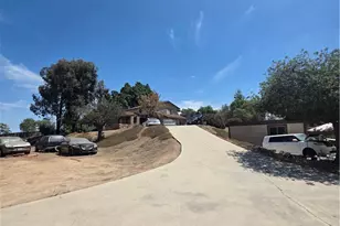 18251 Northstar Ave, Riverside, CA 92508 - Photo 3