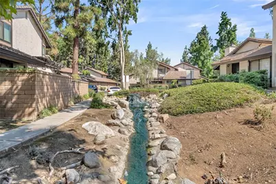 876 Via Mesa Verde, Riverside, CA 92507 - Photo 7