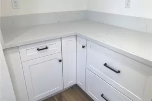 178 W Walnut Ave, Rialto, CA 92376 - Photo 7