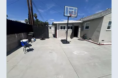 836 N Millard Avenue, Rialto, CA 92376 - Photo 15