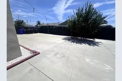 836 N Millard Avenue, Rialto, CA 92376 - Photo 13