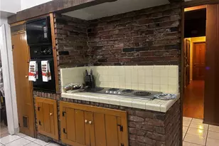 827 N Sycamore Ave, Rialto, CA 92376 - Photo 5