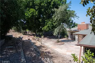 2475 Sunset Dr, Riverside, CA 92506 - Photo 39