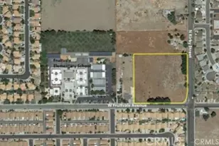 907 N Kirby St, Hemet, CA 92545 - Photo 1