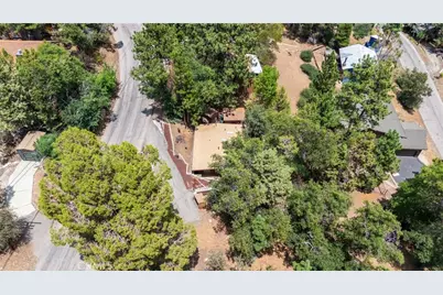 746 Villa Grove Avenue, Big Bear City, CA 92314 - Photo 19