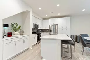 16040 Jamie Ln, Fontana, CA 92336 - Photo 11