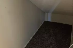 13675 Riverstone Dr, Victorville, CA 92392 - Photo 17