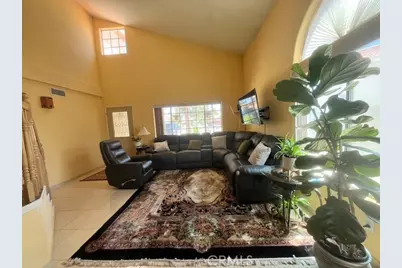 16960 Tusk Court, Victorville, CA 92394 - Photo 5