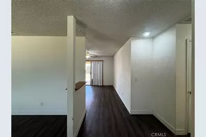 21815 Klickitat Avenue, Apple Valley, CA 92307 - Photo 11