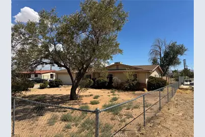 21815 Klickitat Avenue, Apple Valley, CA 92307 - Photo 7