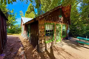 25560 Hi Pl, Twin Peaks, CA 92391 - Photo 3