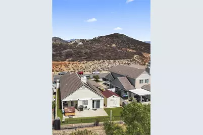 23825 Five Tribes Trail, Murrieta, CA 92562 - Photo 7