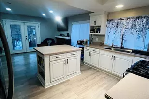 11559 Parakeet Ct, Moreno Valley, CA 92557 - Photo 13