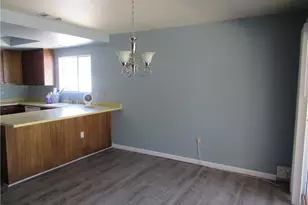28030 Pebble Beach Dr, Menifee, CA 92586 - Photo 5