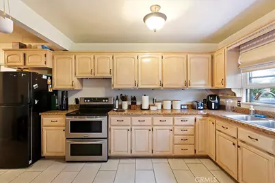 4910 Brockton Avenue, Riverside, CA 92506 - Photo 15