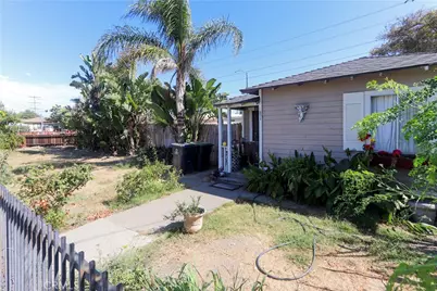 212 E Adams Street, Santa Ana, CA 92707 - Photo 17