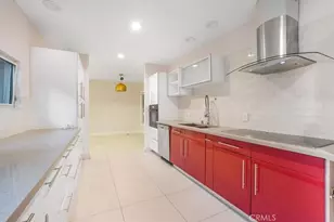 1301 N Orange Grove Ave, West Hollywood, CA 90046 - Photo 25