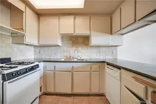 2321 Gonzaga Ln, Riverside, CA 92507 - Photo 9