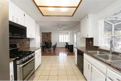 949 Dolly Drive, Lake Elsinore, CA 92530 - Photo 7