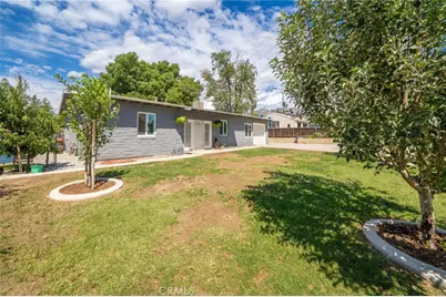 34988 Acacia Avenue, Yucaipa, CA 92399 - Photo 5