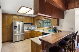 305 Auburn Dr, Lake Arrowhead, CA 92352 - Photo 9