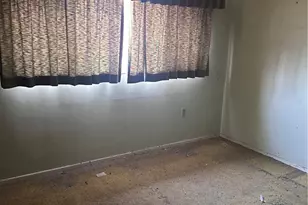 9823 Lombardy Ave, Bloomington, CA 92316 - Photo 5