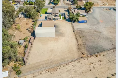 19585 Jurupa Avenue, Bloomington, CA 92316 - Photo 5
