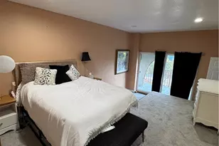 27914 W Shore Rd, Lake Arrowhead, CA 92352 - Photo 11