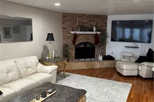 27914 W Shore Rd, Lake Arrowhead, CA 92352 - Photo 5