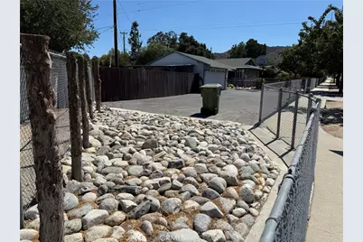 10430 McVine Avenue, Sunland, CA 91040 - Photo 11