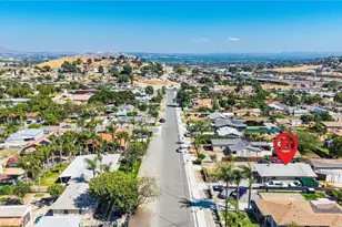 6916 36th St, Jurupa Valley, CA 92509 - Photo 9