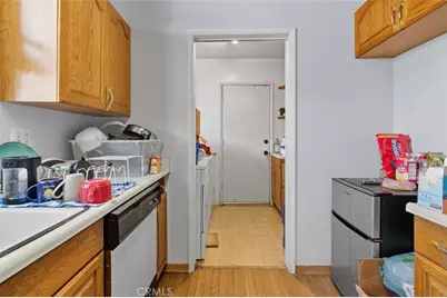 10022 Burnet Ave, Mission Hills (San Fernando), CA 91345 - Photo 11