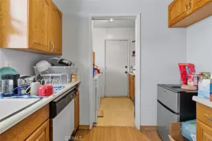 10022 Burnet Ave, Mission Hills (San Fernando), CA 91345 - Photo 11