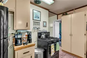 3085 Flanders Rd, Riverside, CA 92507 - Photo 13