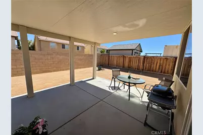 9247 Barnwood, Hesperia, CA 92344 - Photo 35