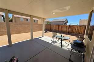 9247 Barnwood, Hesperia, CA 92344 - Photo 35