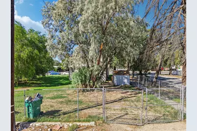 182 N 4 Street, Banning, CA 92220 - Photo 37