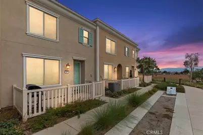 425 Beechwood, Rialto, CA 92376 - Photo 1