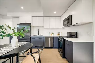 6082 W 18th St, Los Angeles, CA 90035 - Photo 29