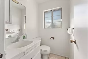 11557 Oakwood, Fontana, CA 92337 - Photo 13