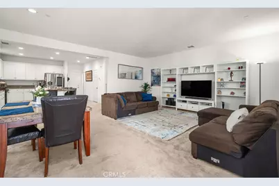 646 S Fillmore Avenue, Rialto, CA 92376 - Photo 5