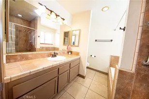 14024 Delaware Rd, Apple Valley, CA 92307 - Photo 17