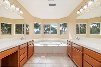 11356 Pondhurst Way, Riverside, CA 92505 - Photo 39