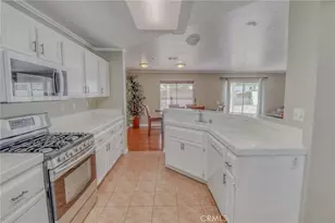 6756 Earhart Ave, Fontana, CA 92336 - Photo 11