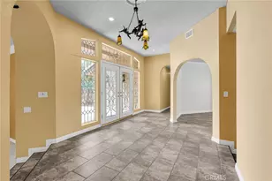 1249 Coronet Dr, Riverside, CA 92506 - Photo 19