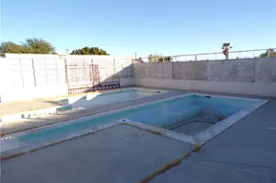 13627 Hermano Way, Desert Hot Springs, CA 92240 - Photo 27