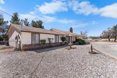 17837 Fresno Street, Hesperia, CA 92345 - Photo 5