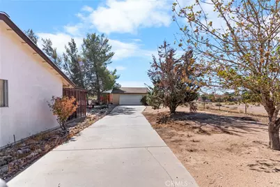 17837 Fresno Street, Hesperia, CA 92345 - Photo 43